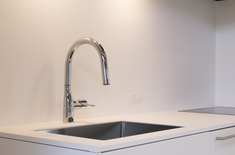 GOOSENECK FAUCET<span>水栓グースネック</span>