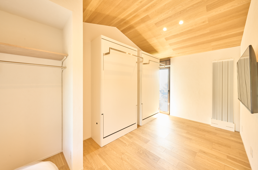 MURPHY BED <span>収納ベッド</span>