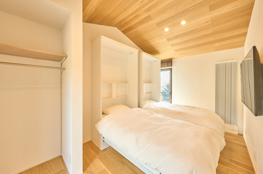 MURPHY BED <span>収納ベッド</span>